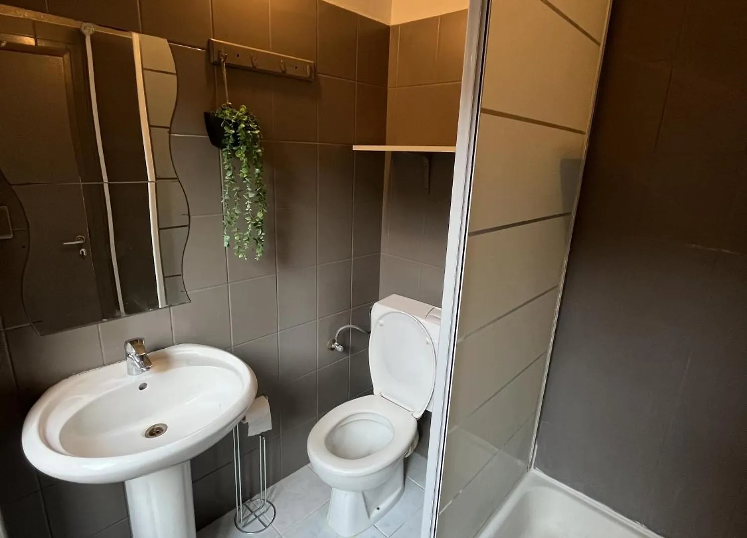 Apartment Near Brussels City Center & Midi Station